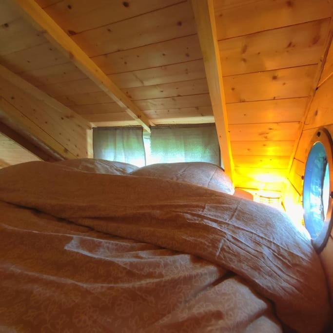 Nuit Insolite En Tiny House Questembert Экстерьер фото